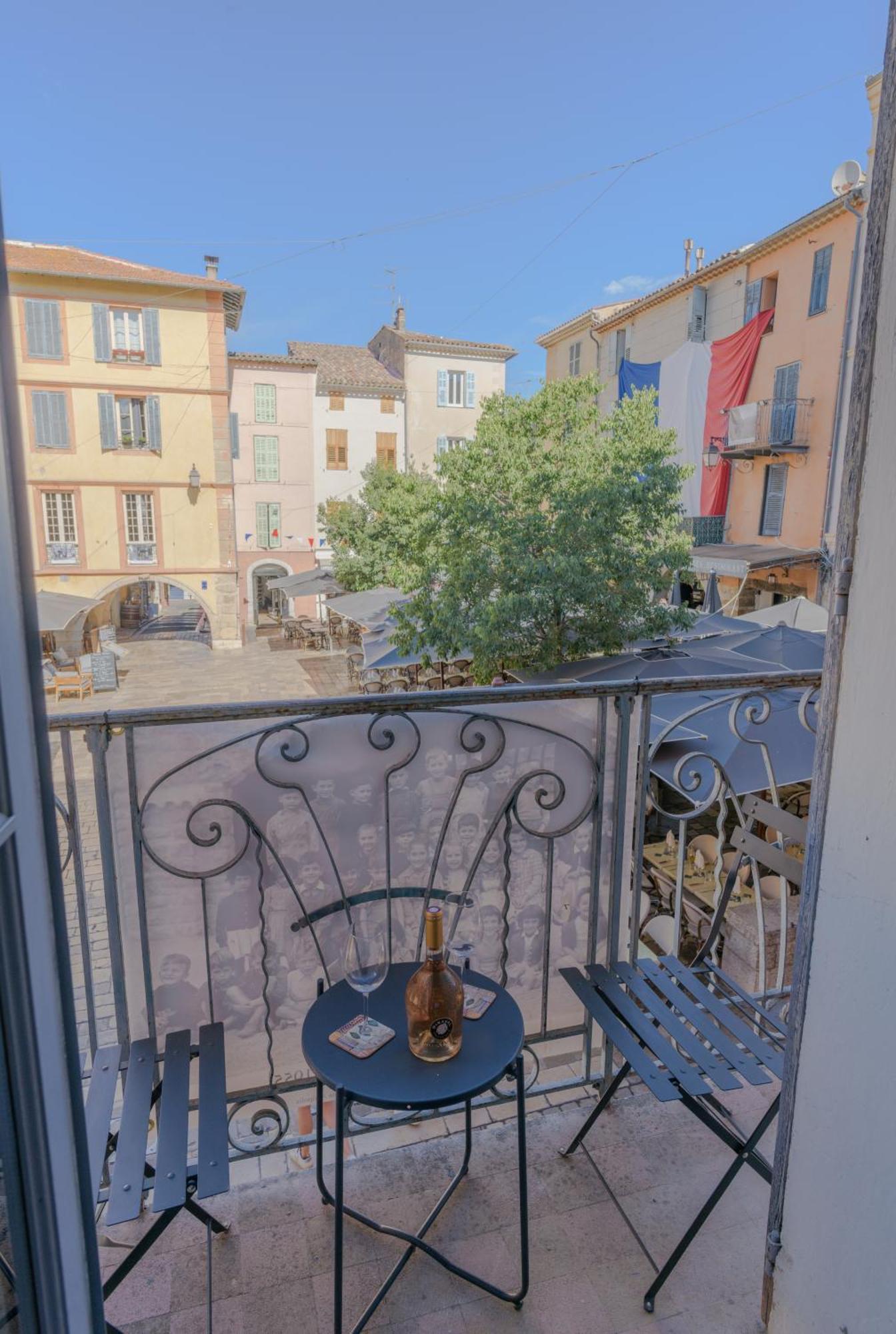 Valbonne Maison Coeur De Village Exterior foto